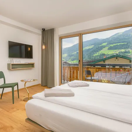 فندق Blue Gastein 3*